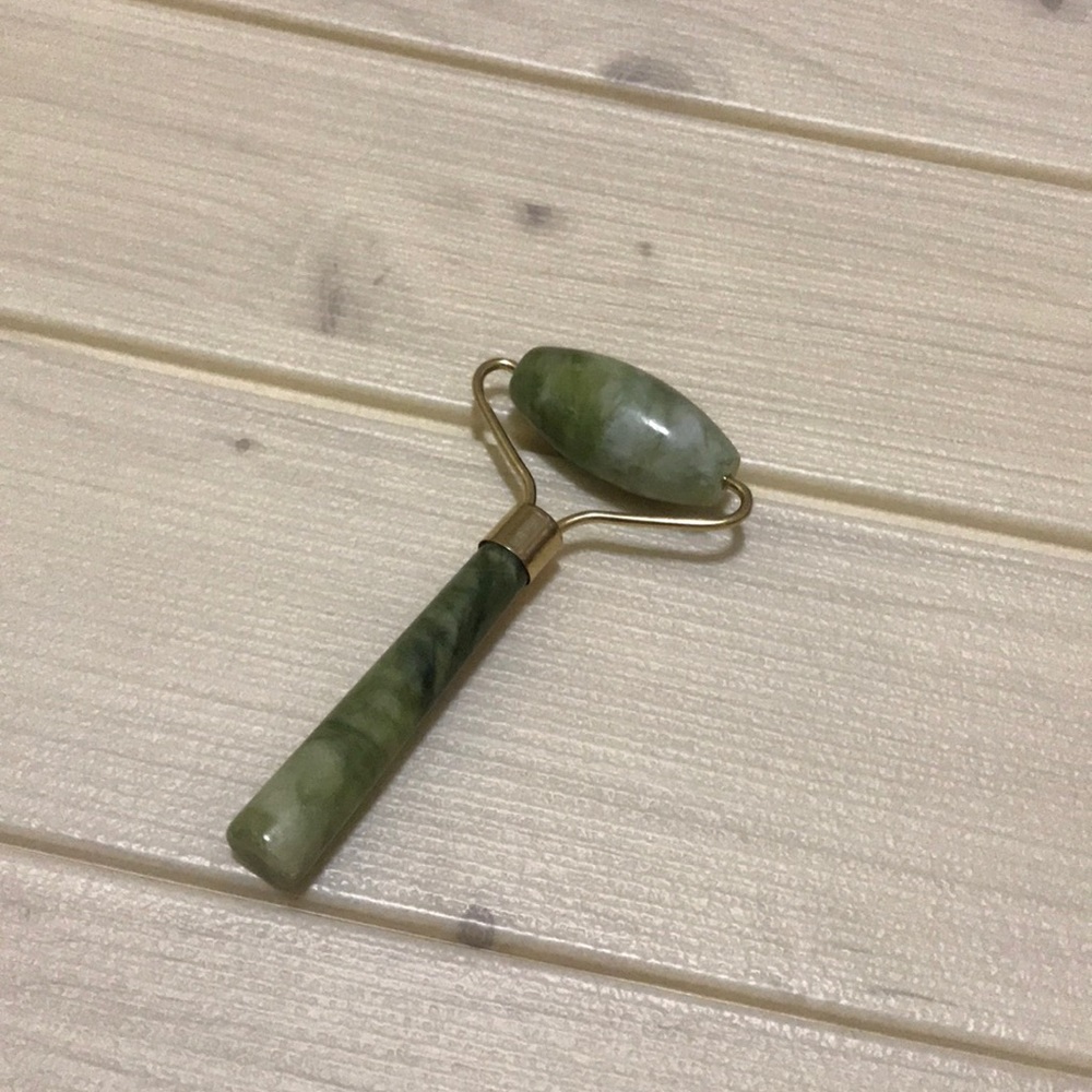 Jade facial roller NWOT